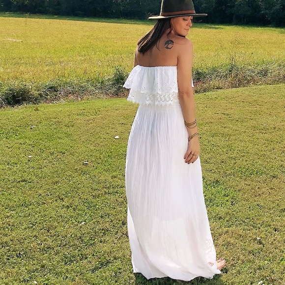 COPY - Boho White Embroidered Maxi - Picture 3 of 6